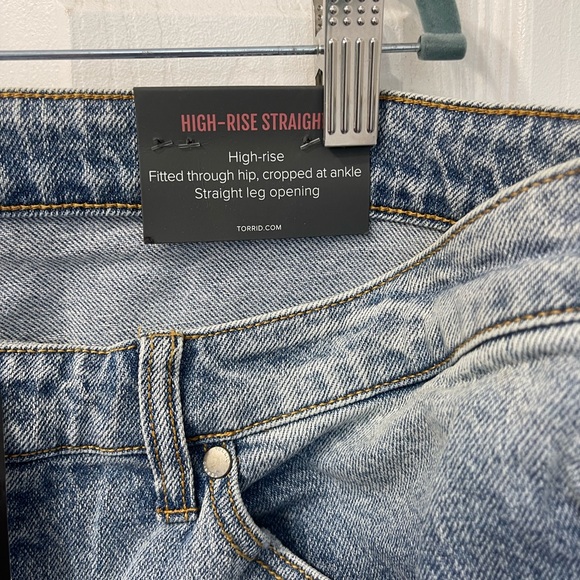 Torrid High-Rise Straight With Gold Sequins Size 20 Reg - Picture 6 of 8